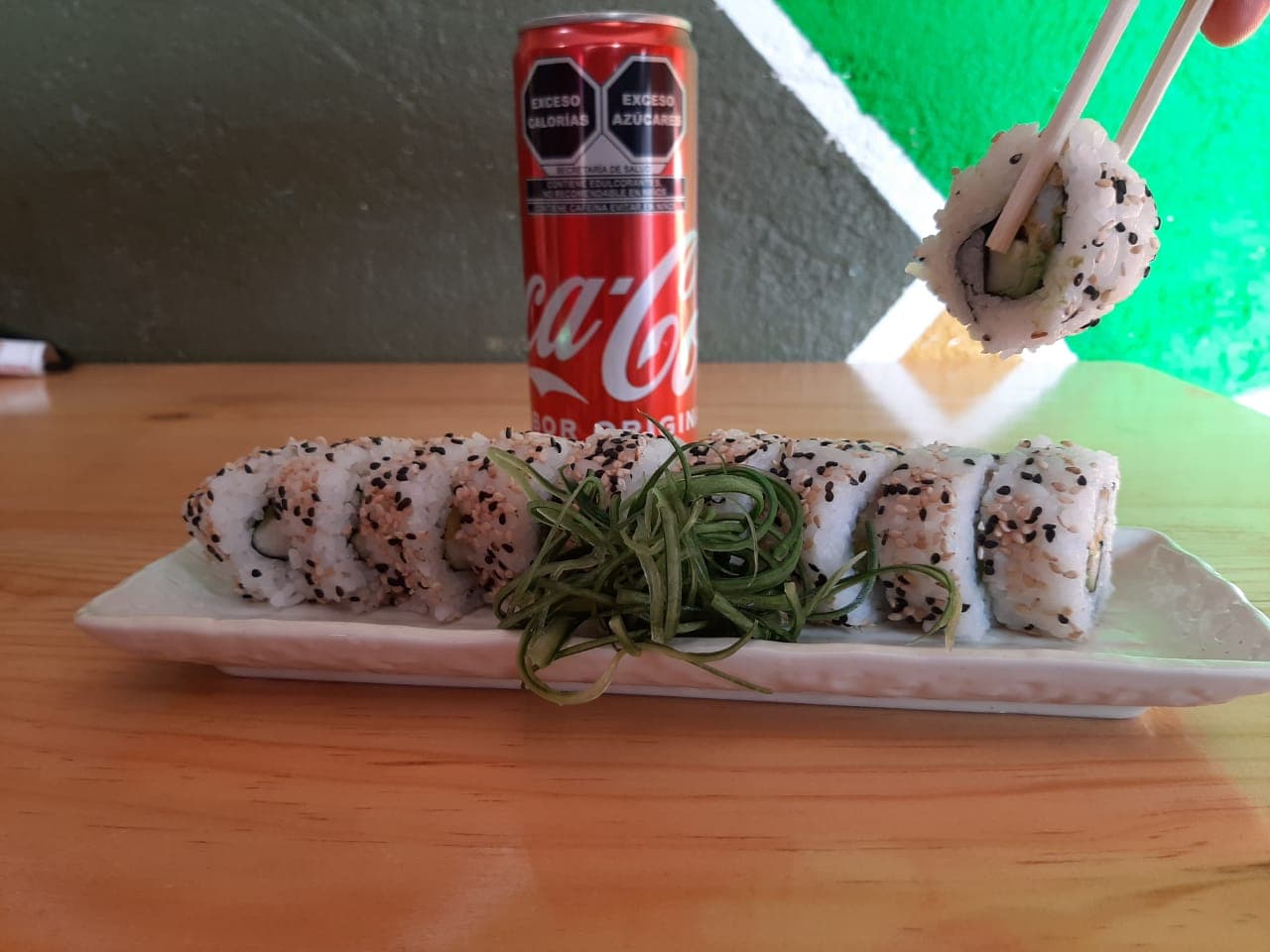 Tuna roll
