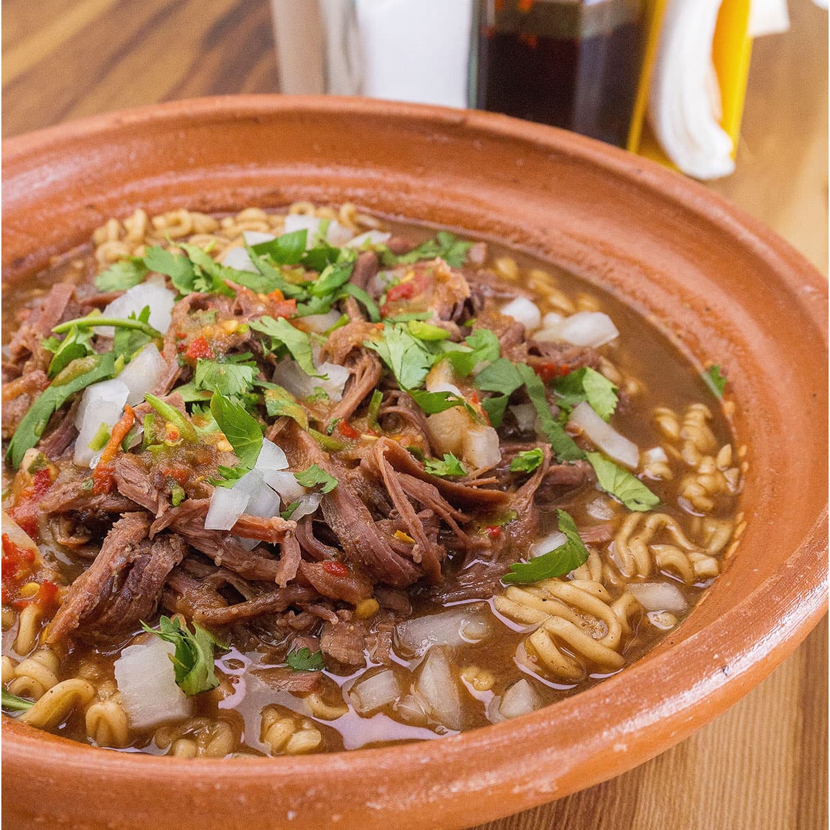 Media orden de birria en caldo