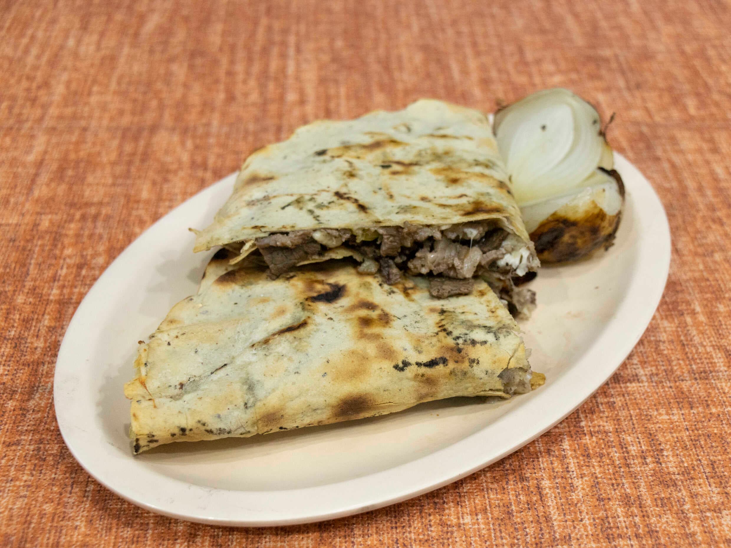 Tlayuda de Asada