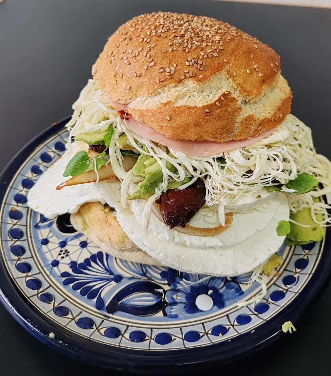Cemita de Quesillo