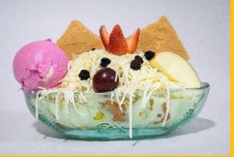 Ensalada Corriente con Helado