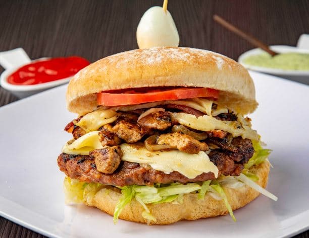 Hamburguesa Mas Rikoos