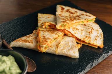 Quesadilla Mar y Tierra