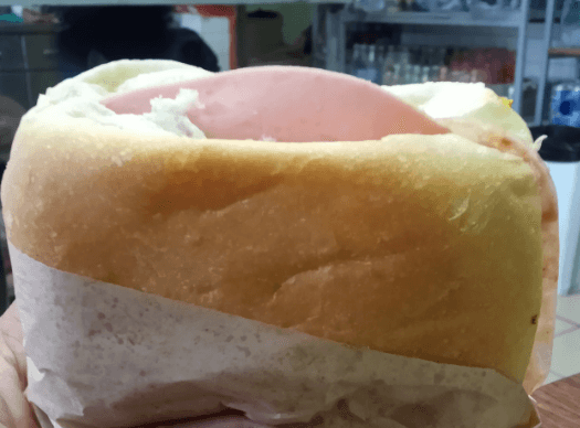 Lonche de Salchicha Con Queso
