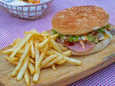 Paquete Hamburguesa Sencilla y Papas