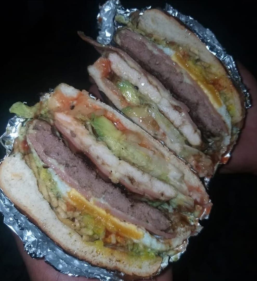 Combo Hamburguesa Doble Full + Papa