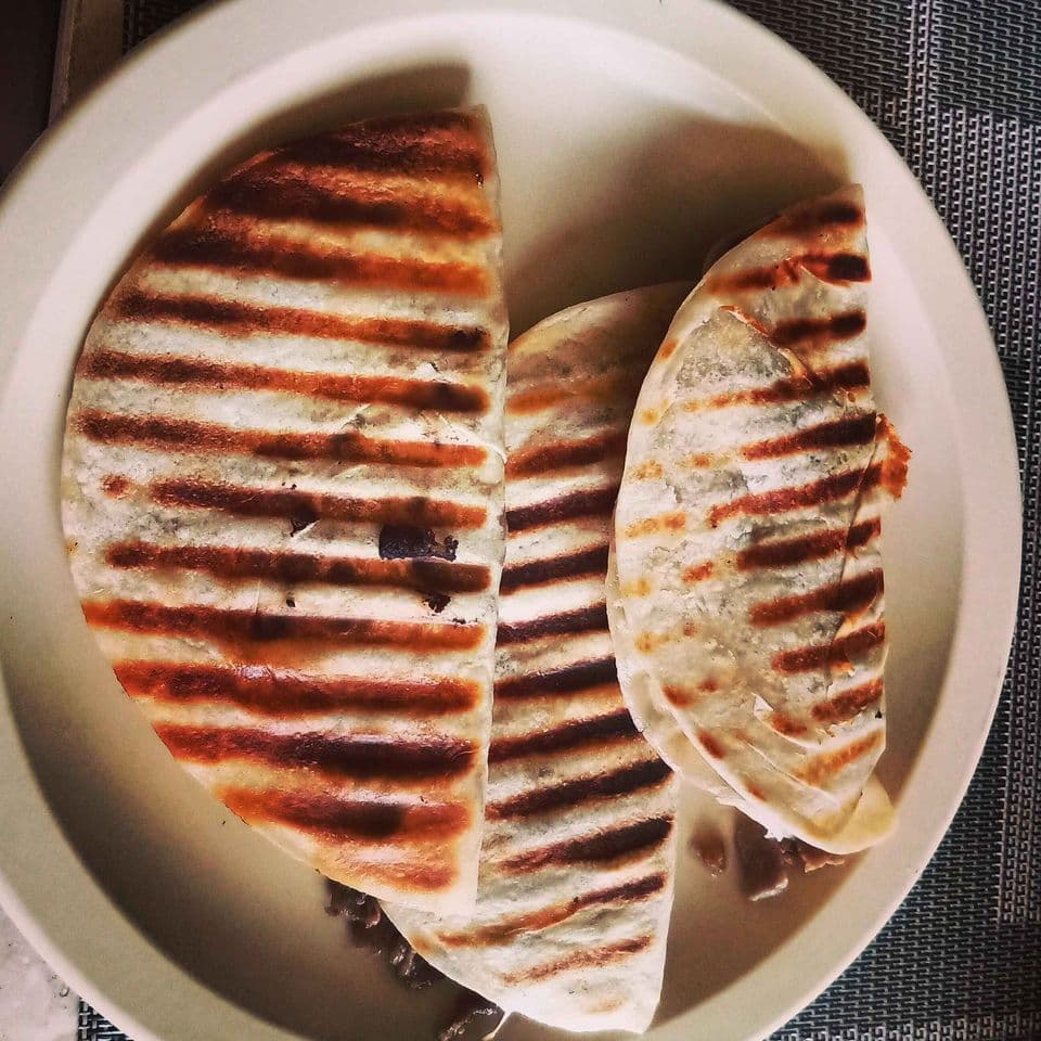 Quesadilla de Salchichón