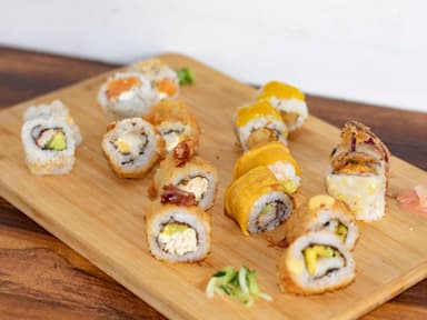 Combo L 20 Makis + 2 Coca Cola