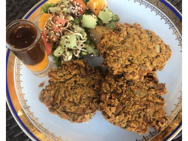 Pakoras Bhaji de Cebolla + 2 Salsa Chutney