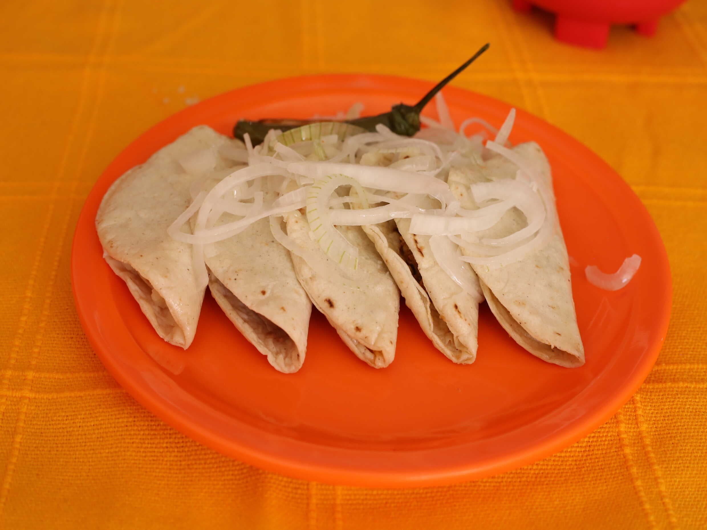 Tacos Sudados de Canasta