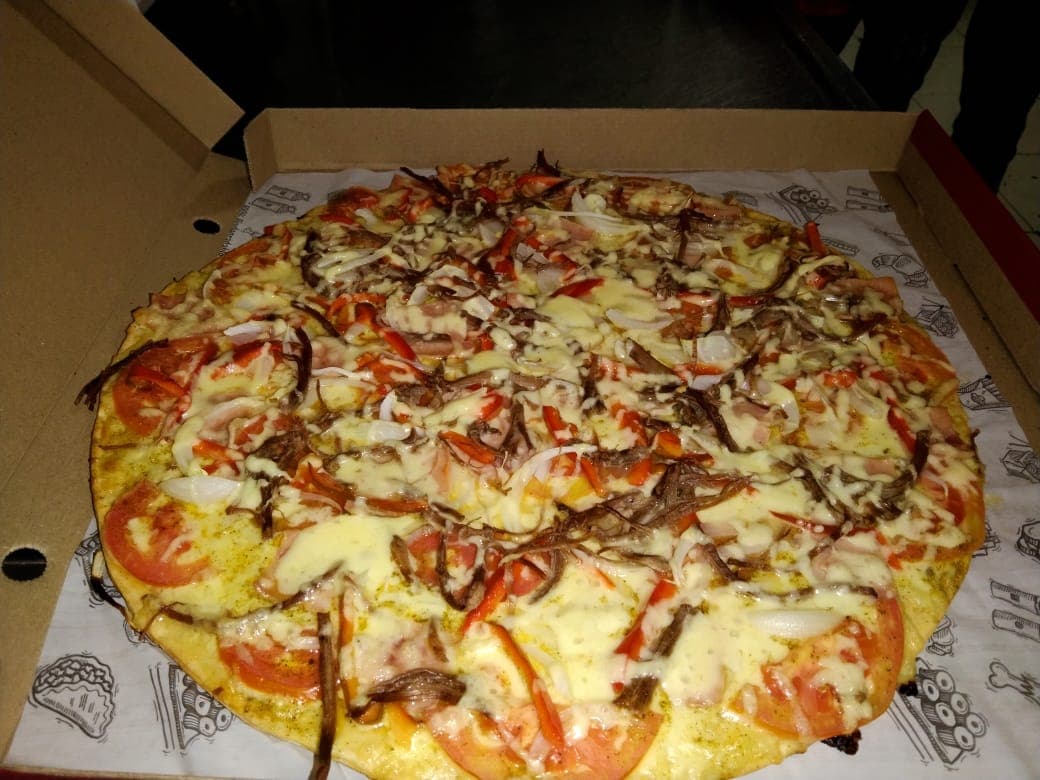 Pizza Pequeña 6 Porciones 2 ingredientes
