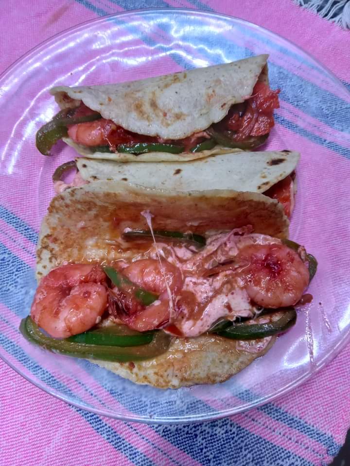 Orden de 3 Tacos Gobernador