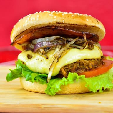 Hamburguesa Mechada