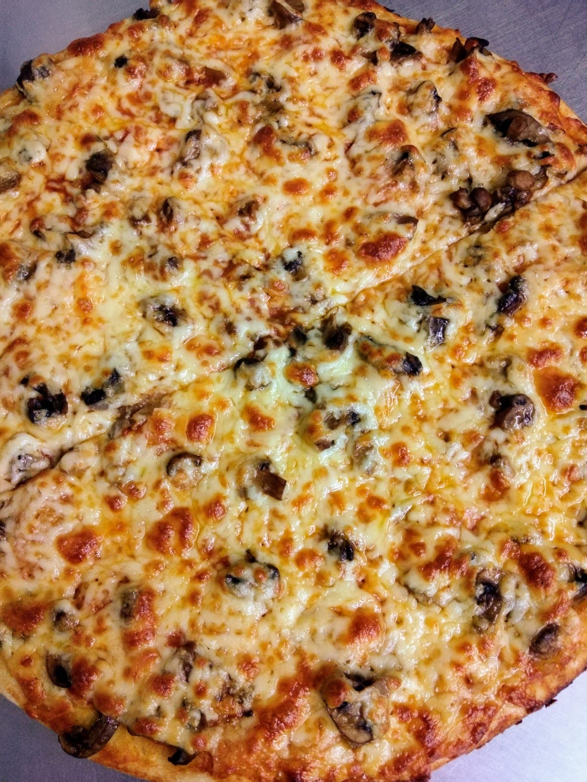 Pizza de Champiñones, Grande