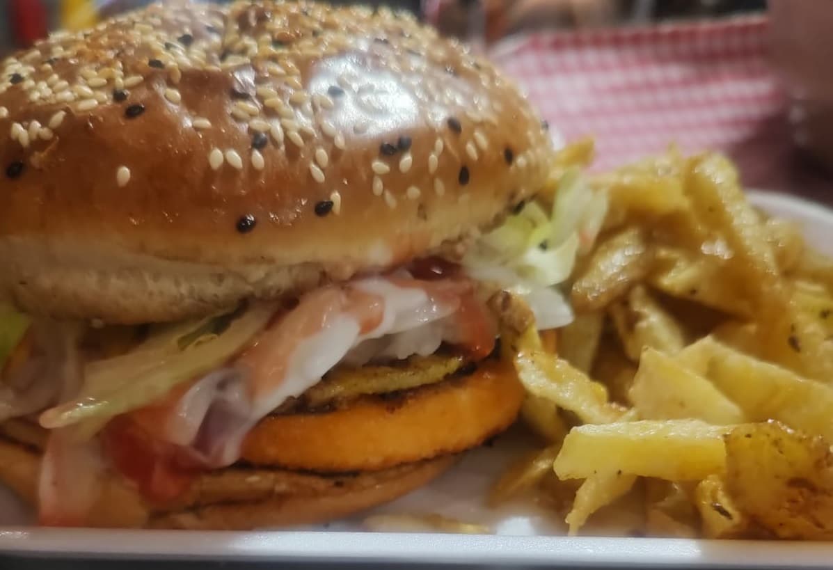 Hamburguesa Mar y Tierra