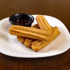 Churros con Chocolate