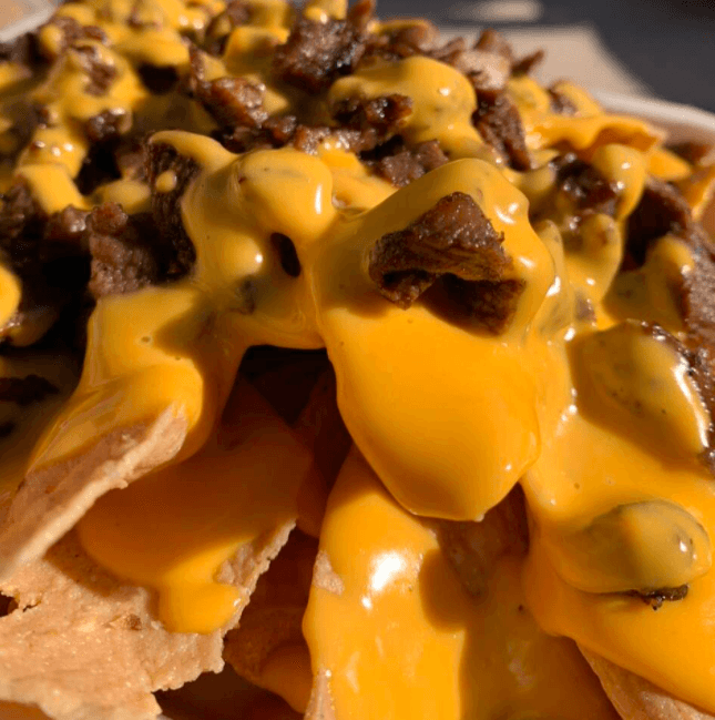 Nachos con Carne Asada Chicos