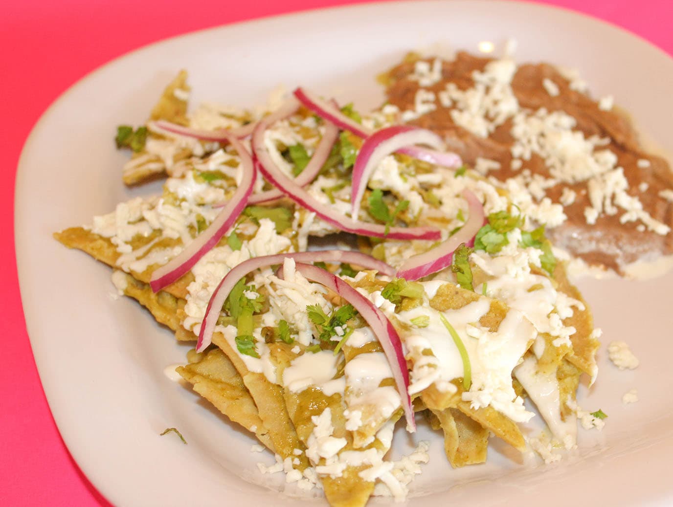 Chilaquiles + Fruta + Jugo