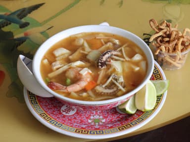 Caldo de Mariscos