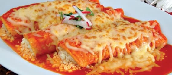 Enchiladas Rojas de Queso