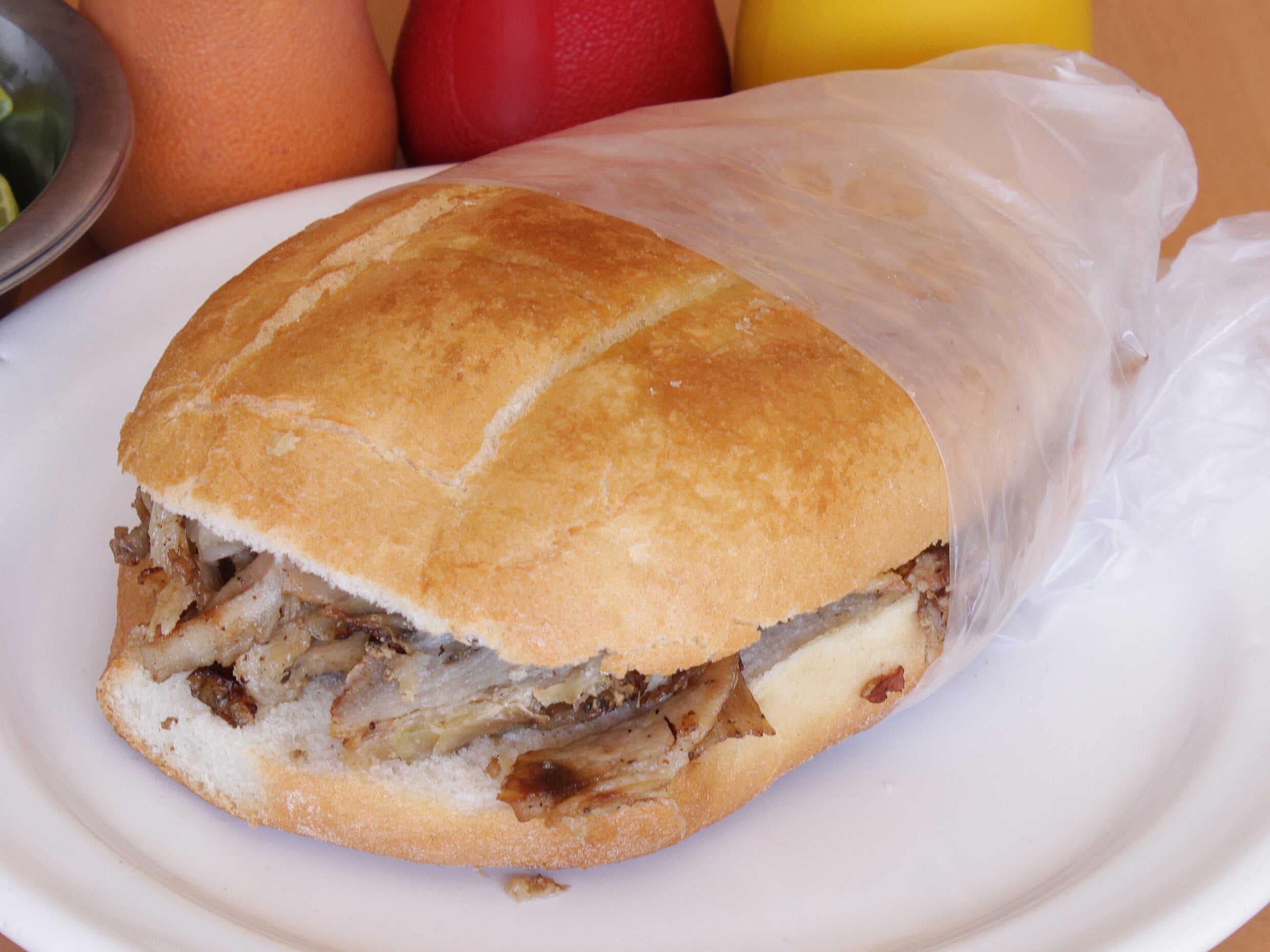2 TORTAS ÁRABES + 2 TORTAS CON QUESO