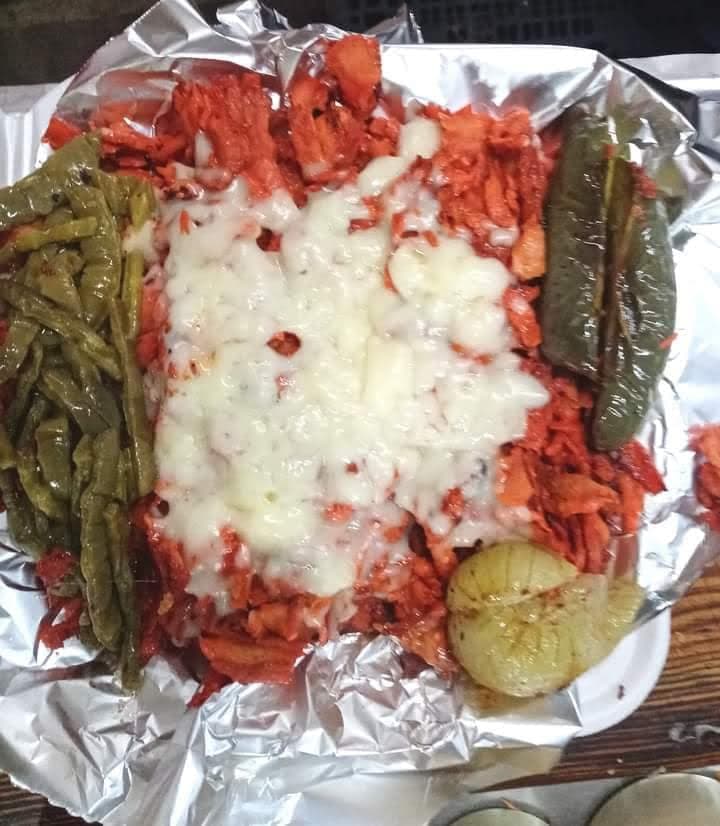 Pastor Con Queso