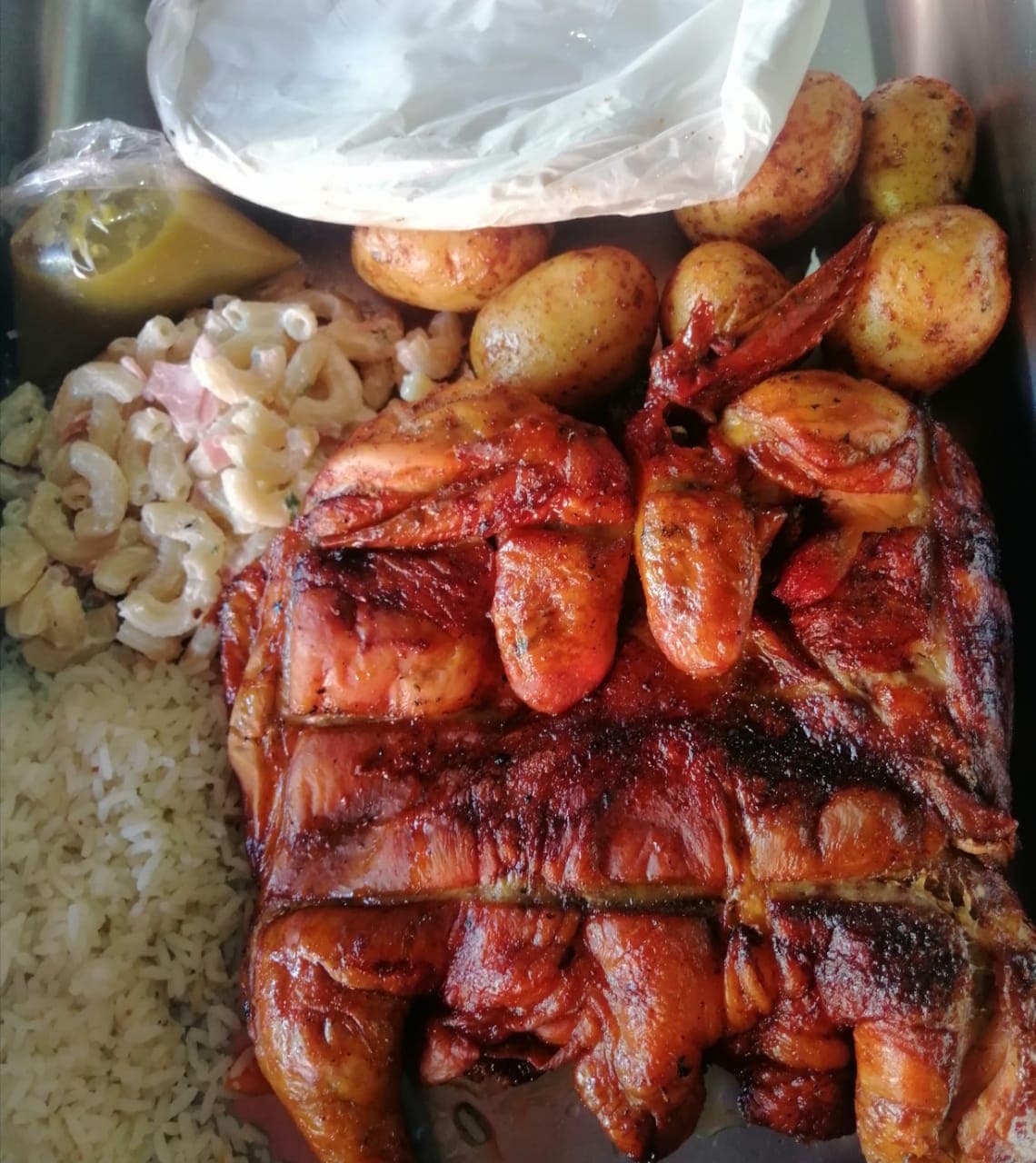 Combo Pollo Ranchero + arroz+ salsa