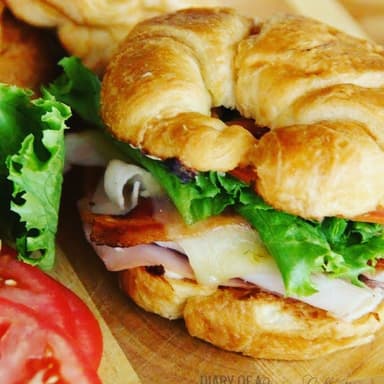 Croissant Huevo Jamón