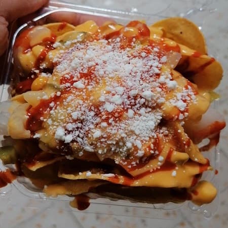 Combo Nachos Especiales + Soda Italiana