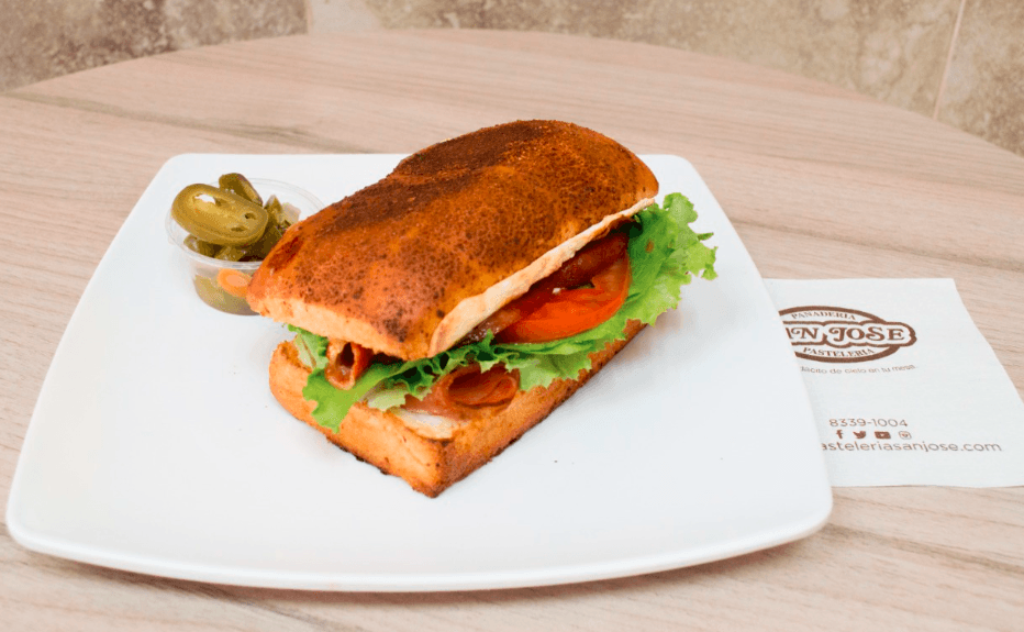Panini Carnes Frías