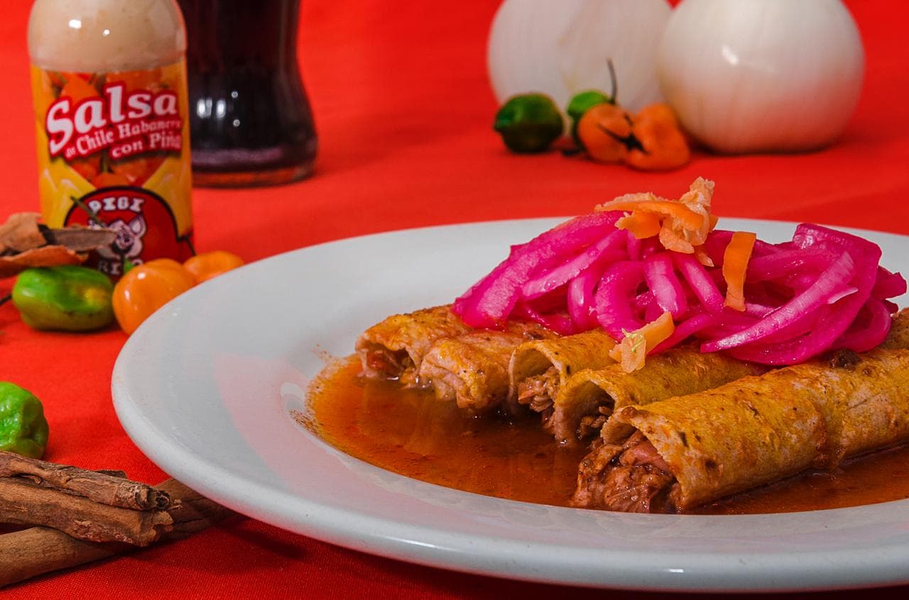 Orden 5 Tacos de Cochinita