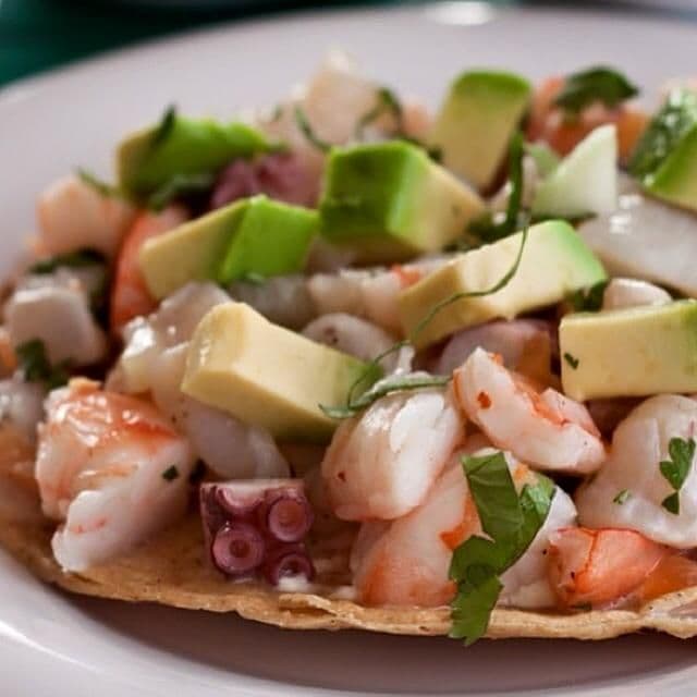 Tostada Campechana