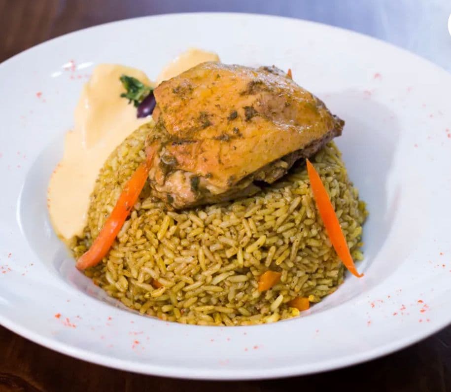 Arroz con Pollo