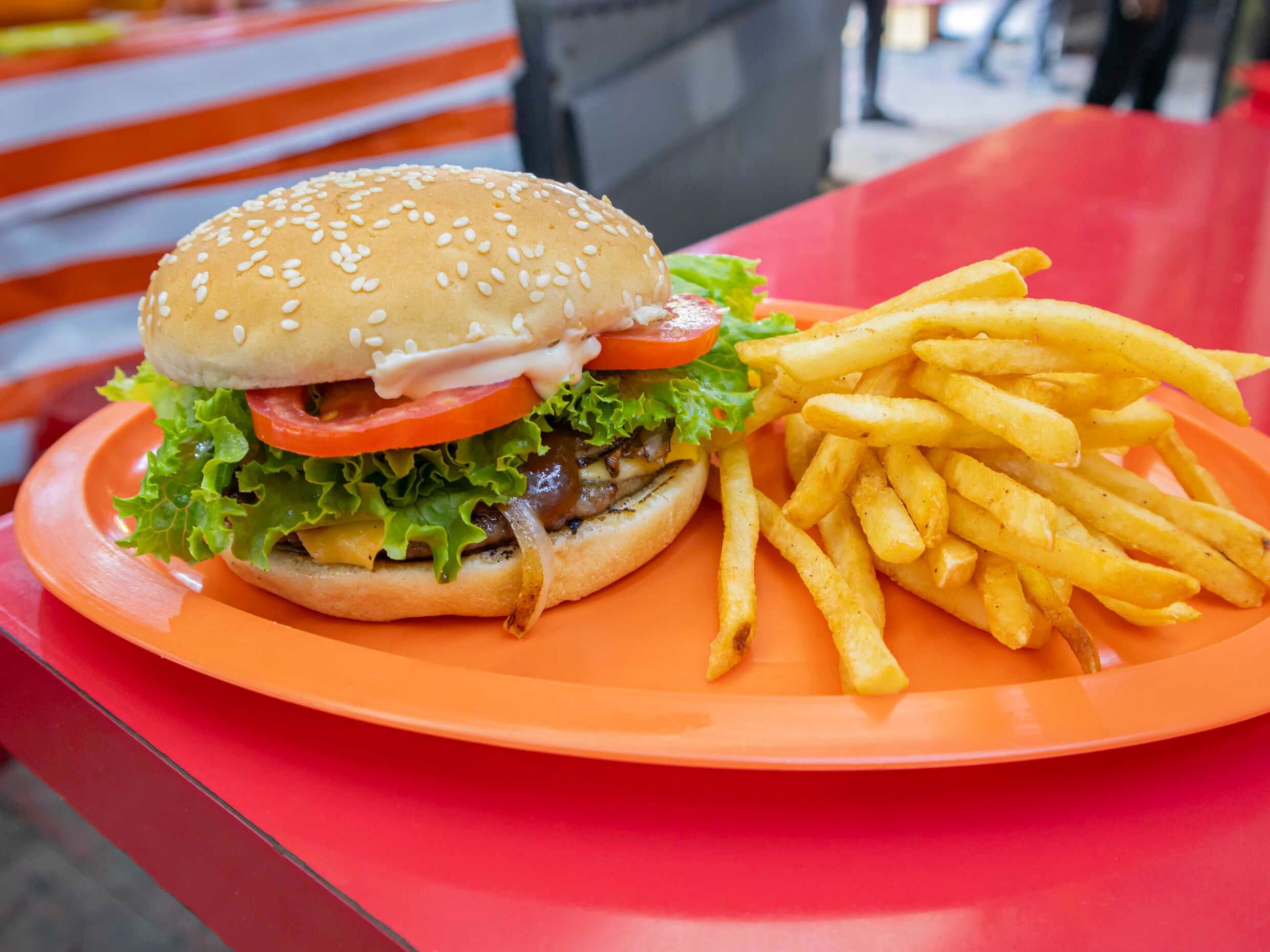 Hamburguesa con papas