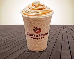 COMBO INDIVIDUAL LATTE HELADO CH + PASTEL CHOC