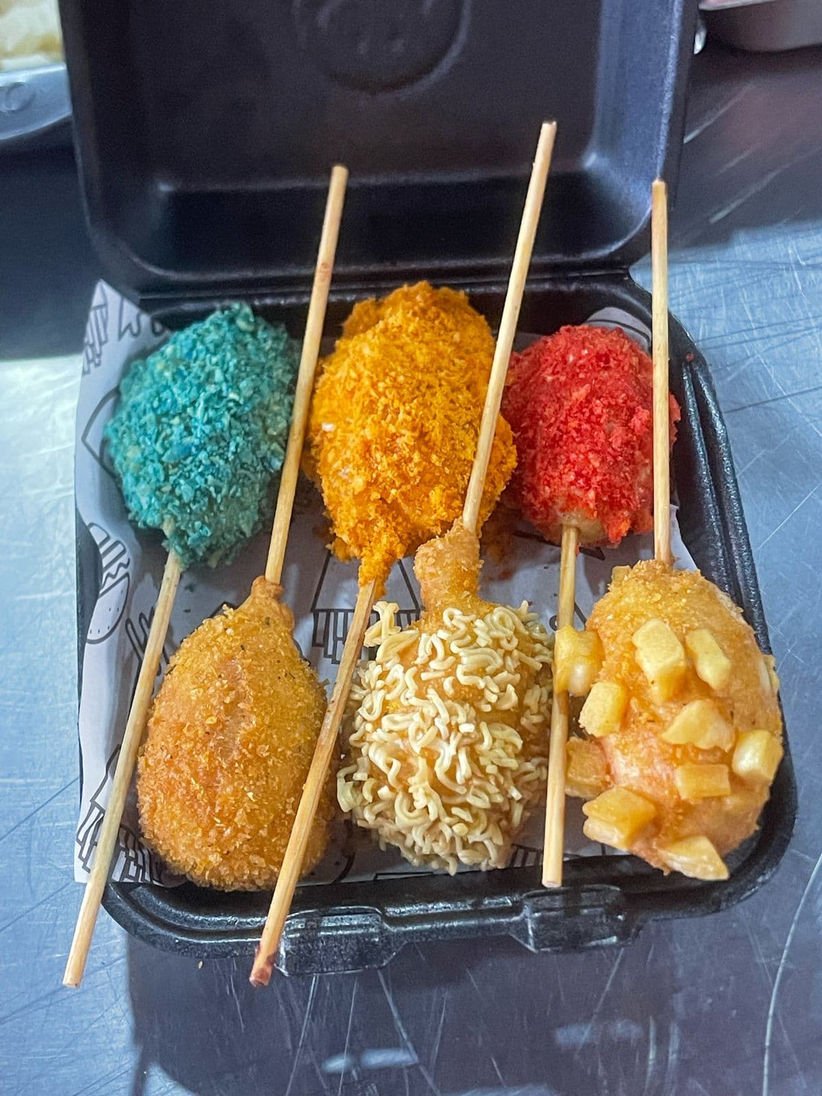 Charola de 6 mini banderillas