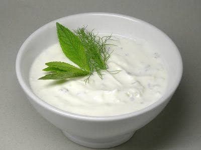 Salsa de yogurt (Cacik)
