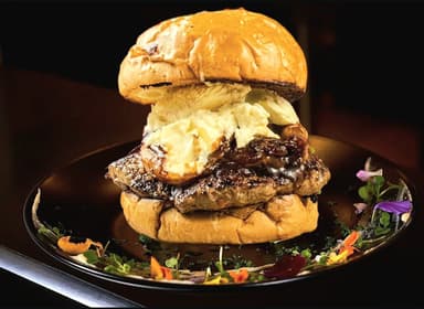 Burger Dulce Pecado + Papas