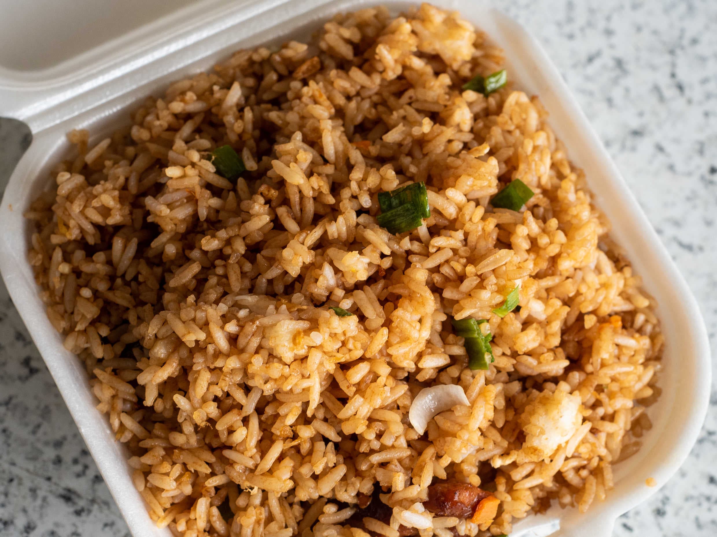 Porción de arroz plato chico no incluye guisos
