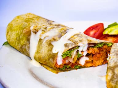 Combo burrito pastor/queso + Horchata