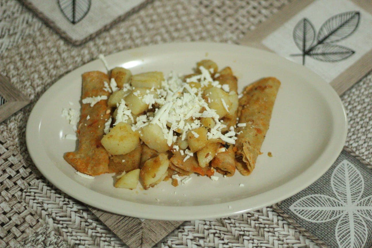 Media Orden Tacos Rojos