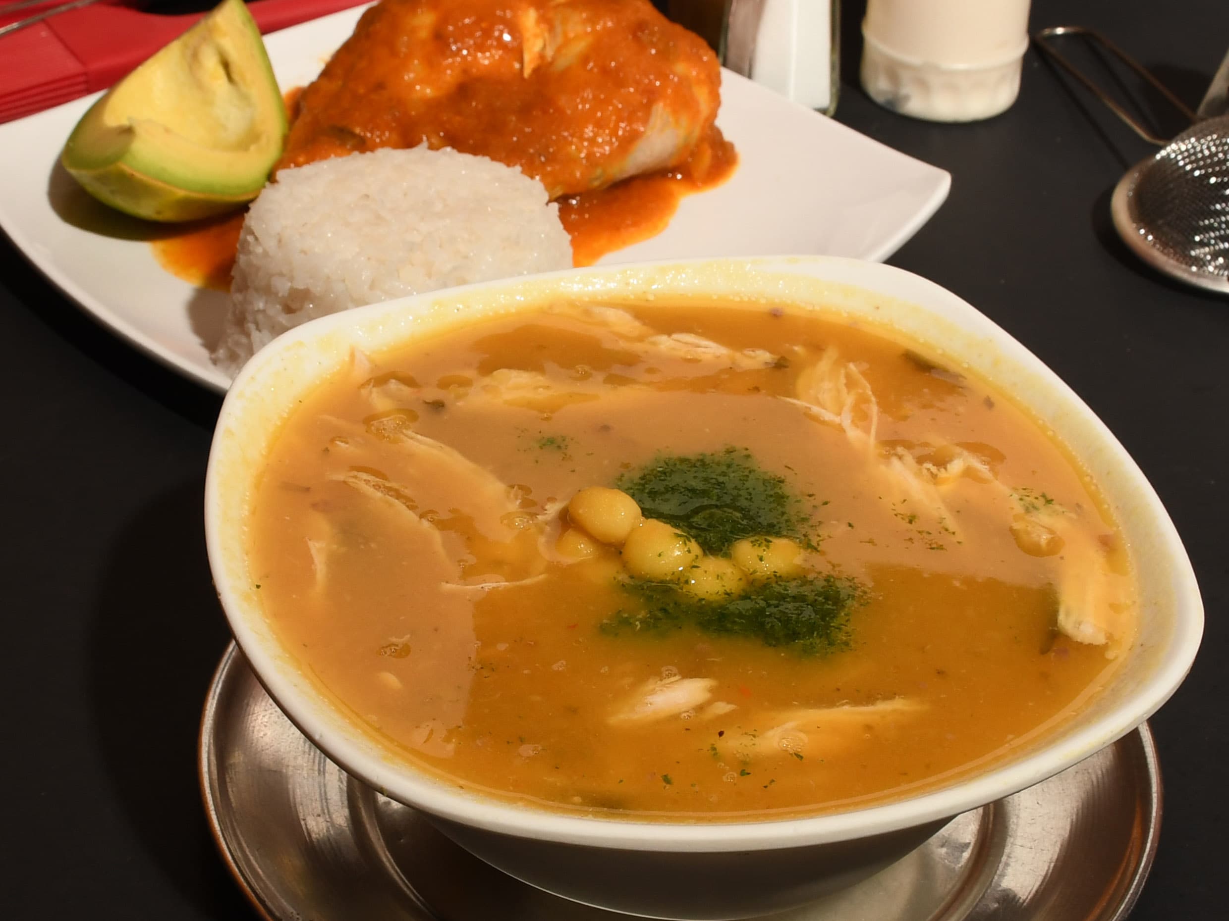 AJIACO 1/4 DE POLLO SUDADO