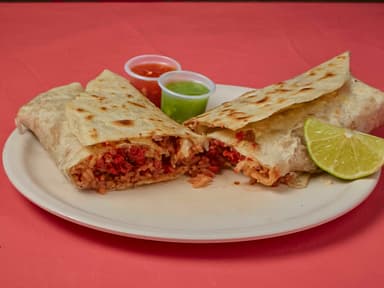 Burrito Tradicional Vegetariano con Carne