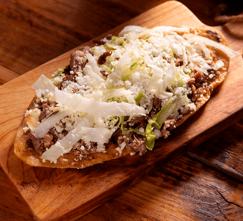 Huarache de Pollo o Bistec