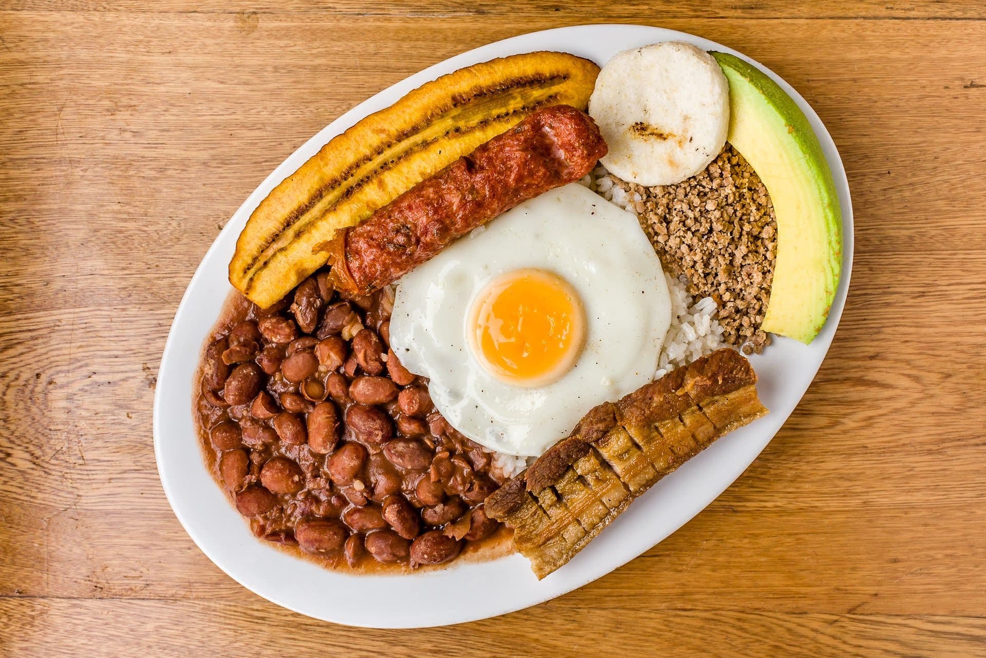 Bandeja Paisa + Gaseosa 250ml