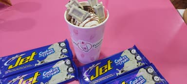Malteada JET Cookies And Cream (16 Onz)