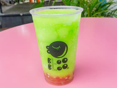 Bloo-Zana (Manzana Verde)