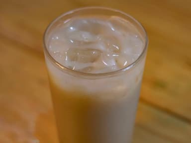 Medio Litro de Agua de Crema de Coco