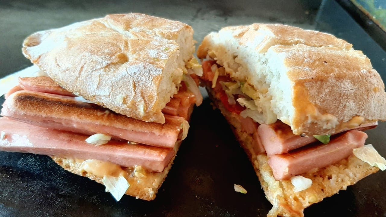 Lonche de Salchicha