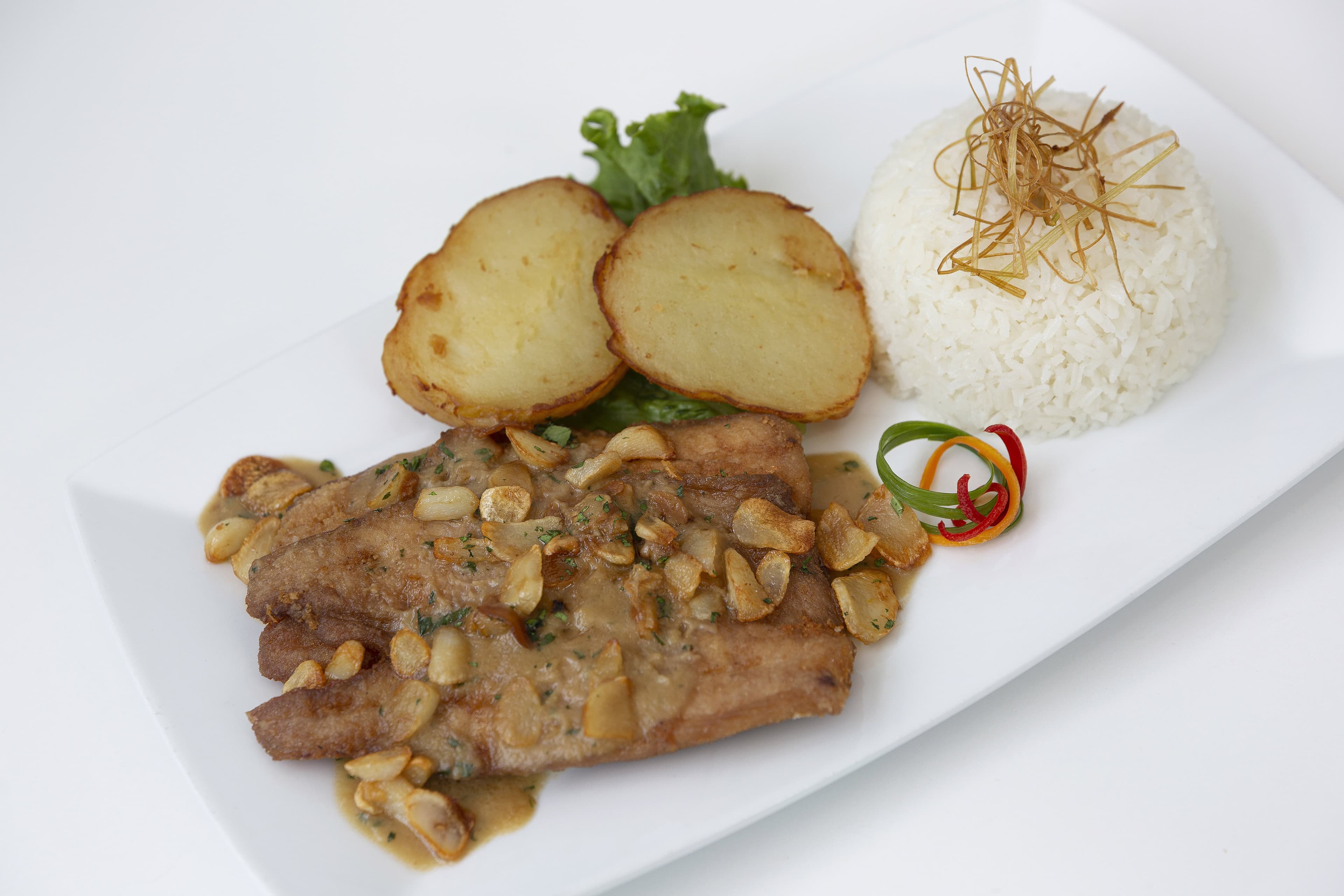 Pescado al Ajo
